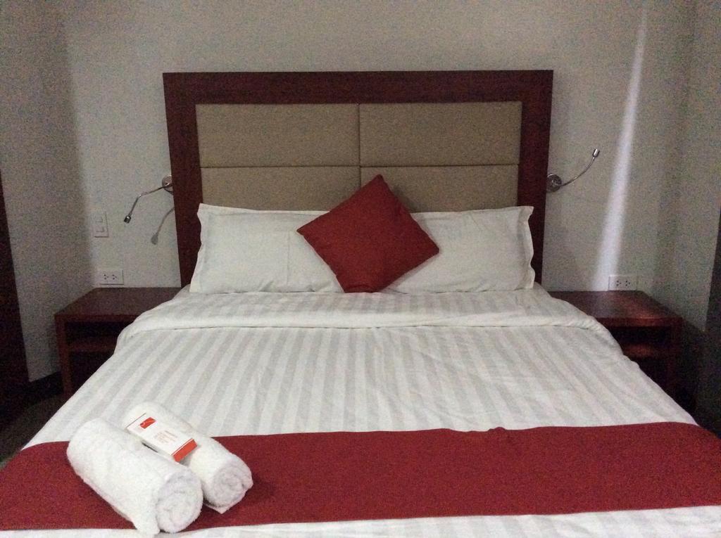 Cherry Midtown Hotel Olongapo Ruang foto