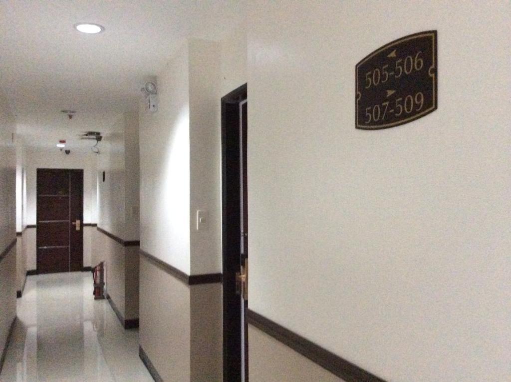 Cherry Midtown Hotel Olongapo Bagian luar foto